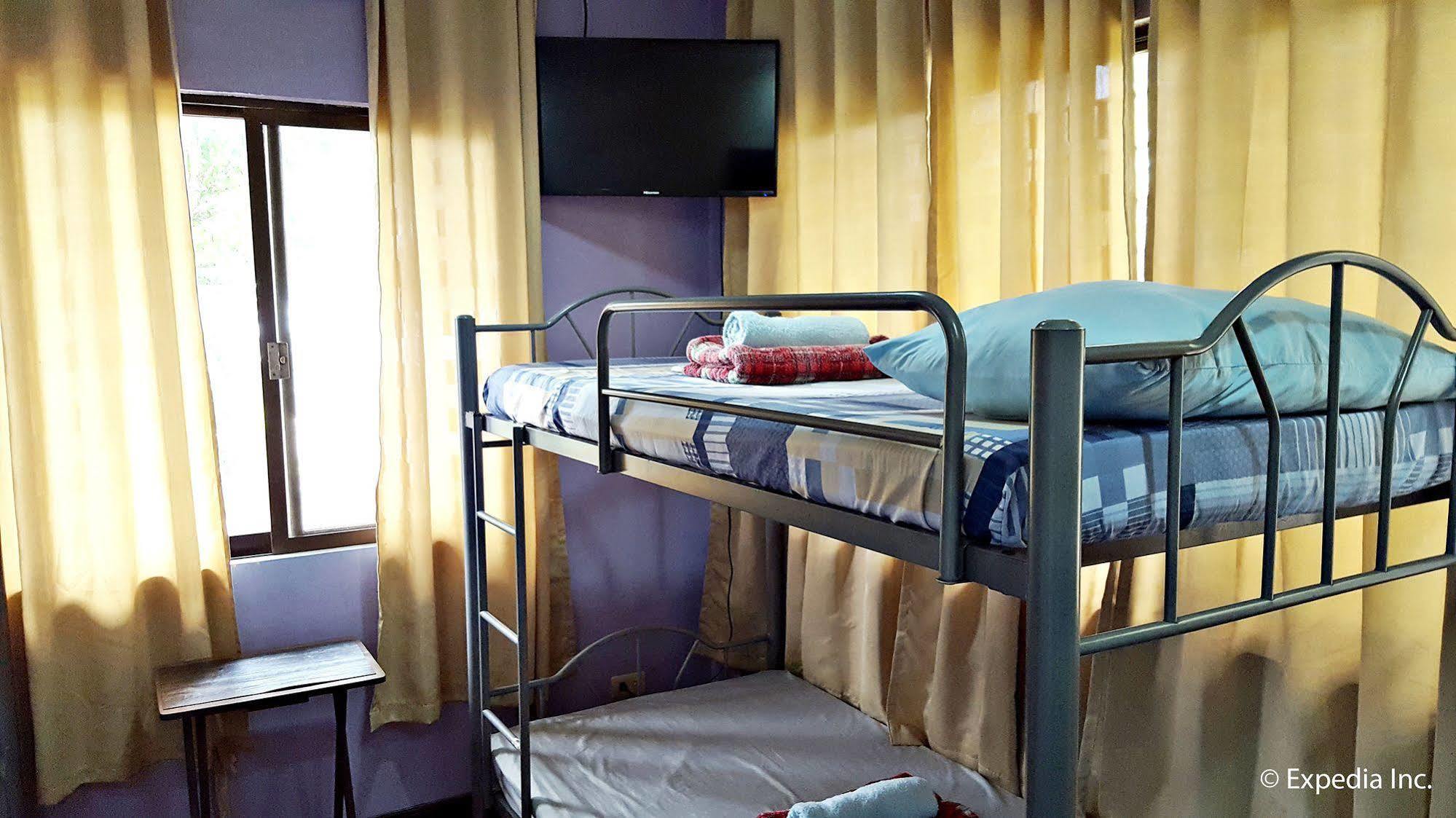 Tagaytay Garden Budgetel - City Center 따가이따이 외부 사진