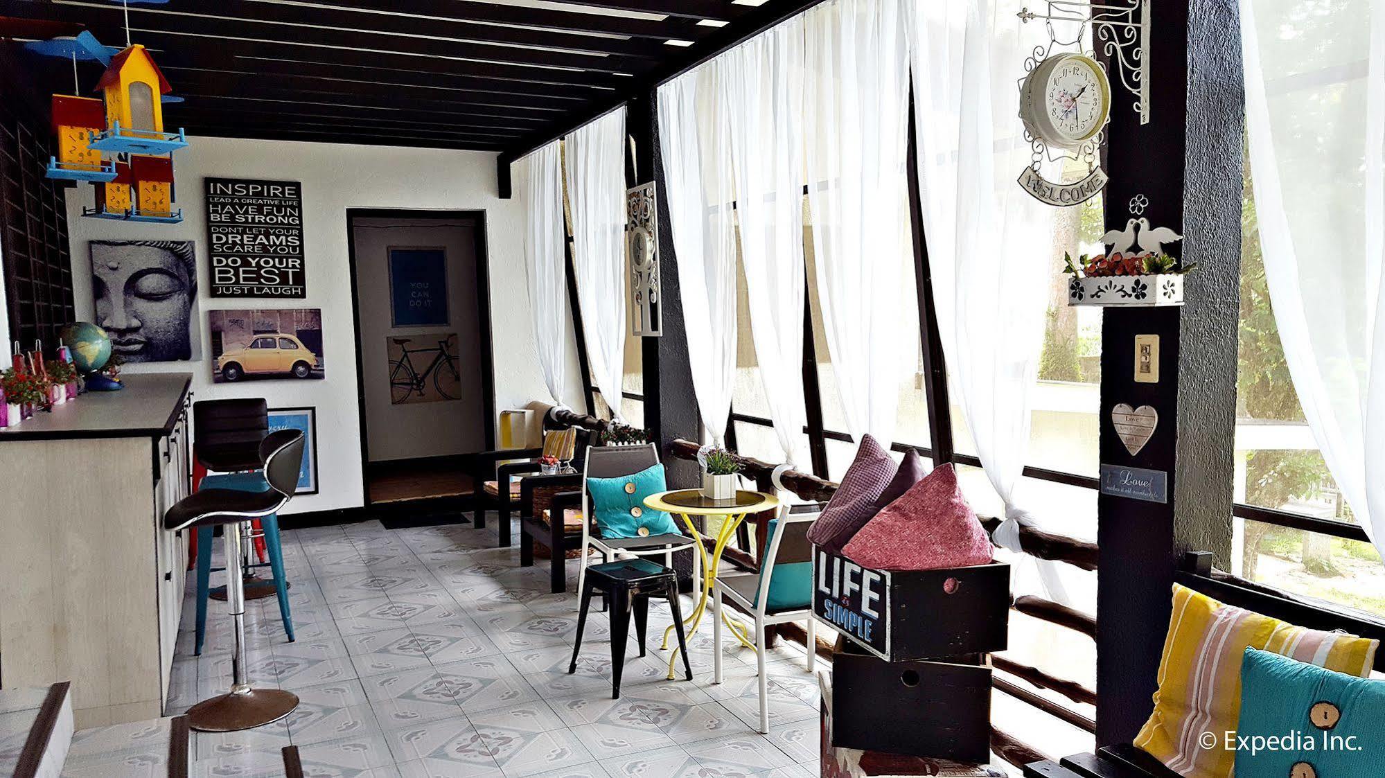 Tagaytay Garden Budgetel - City Center 따가이따이 외부 사진